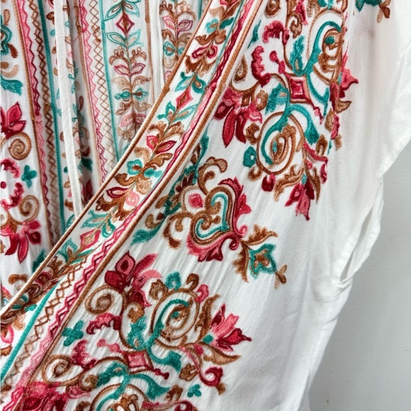 Umgee Size S/M Kimono Open White Floral Embroidered Boho Hippie Cardigan Topper - Picture 3 of 6